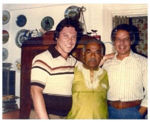 In casa di Machito: Joey Pastrana, Machito e Joe Quijano. Foto di Joey Pastrana - ceduta a Herencia Latina