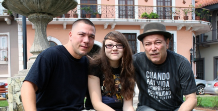 Ruben Blades con il figlio e la nipote